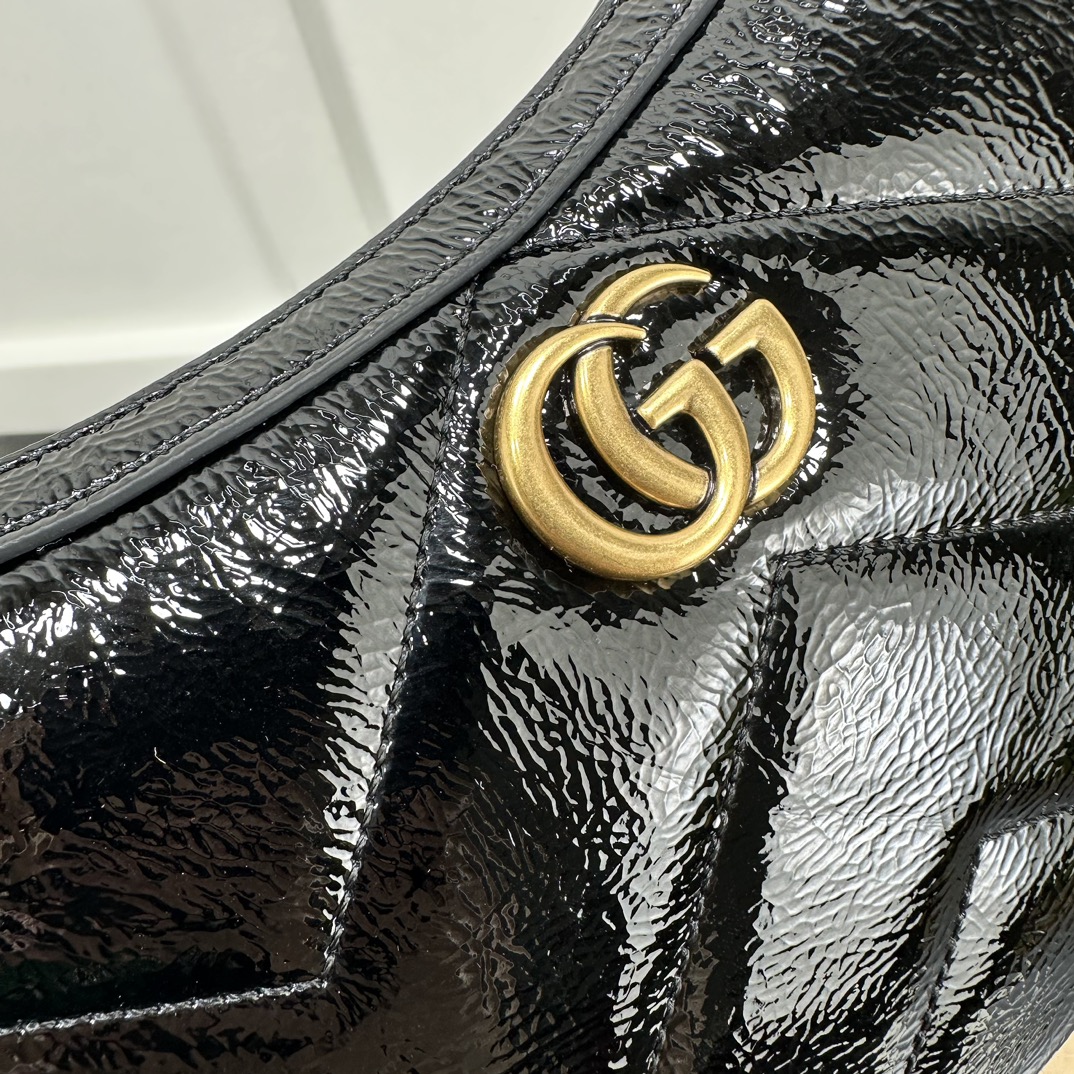 Gucci Hobo Bags